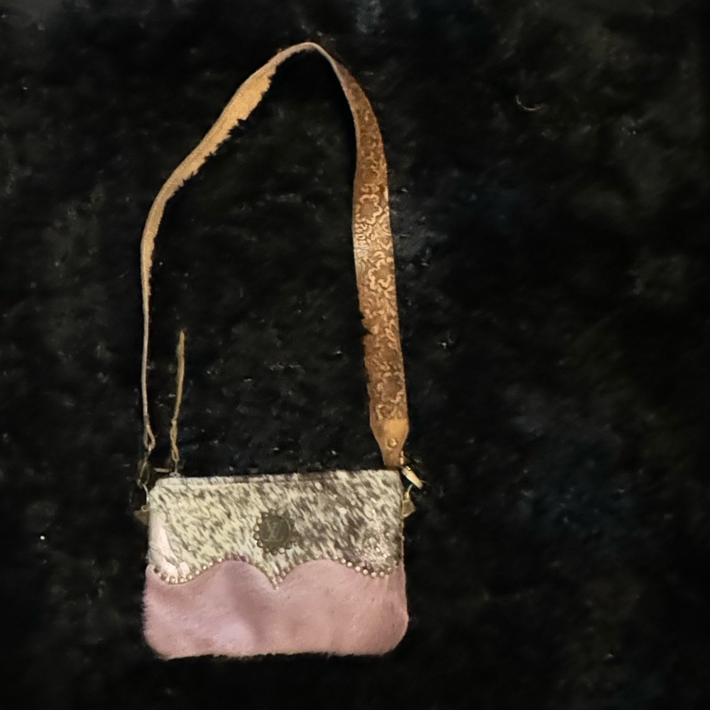 Keep It Gypsy Pink Cowhide Louis Vuitton purse